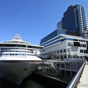 Отель Pan Pacific